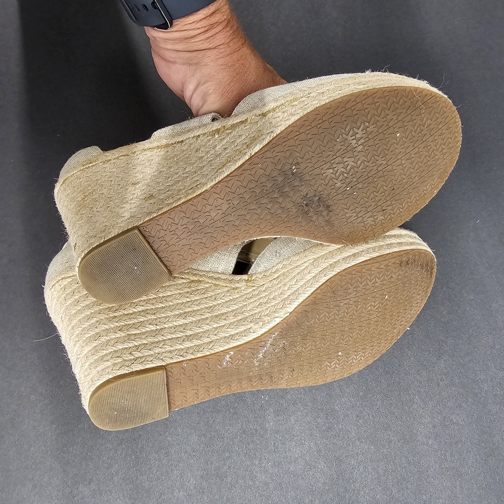Michael Kors Berkley Beige Wedge Sandals w/ Gold Zipper - Picture 5 of 5